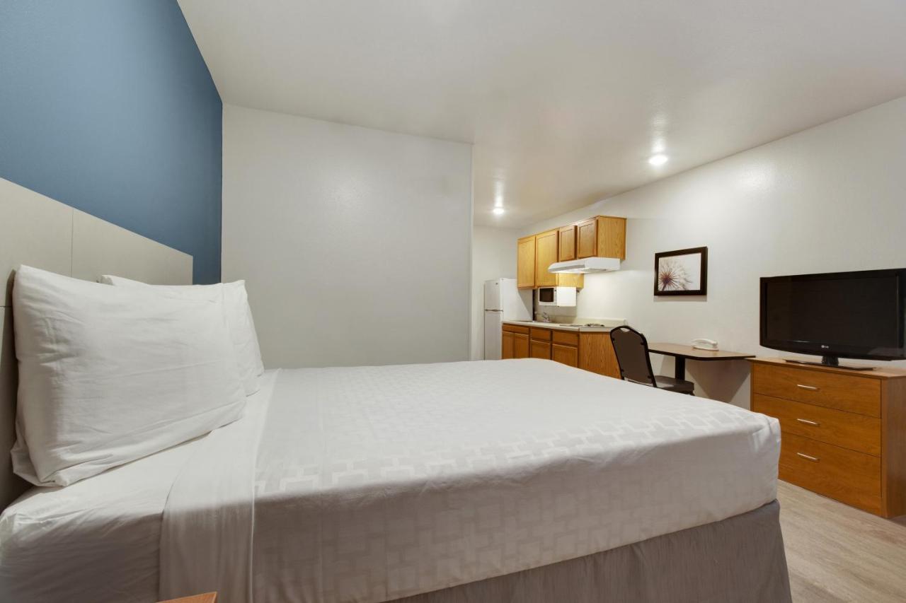Woodspring Suites Texas City Exterior foto